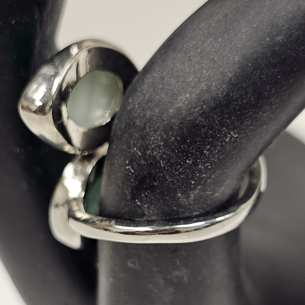 Elegant Silver Turquoise Ring - Picture 5 of 6